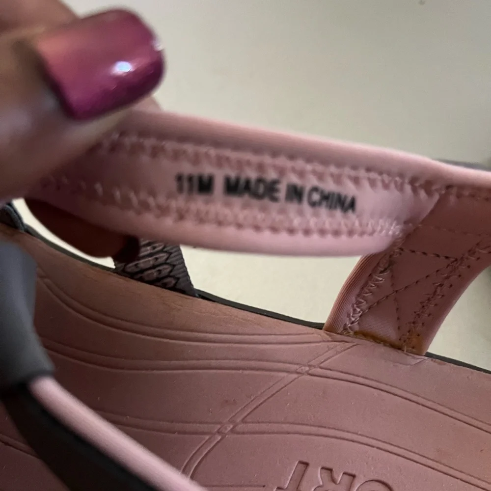 Elegant Pink and Gray Women's Sandals